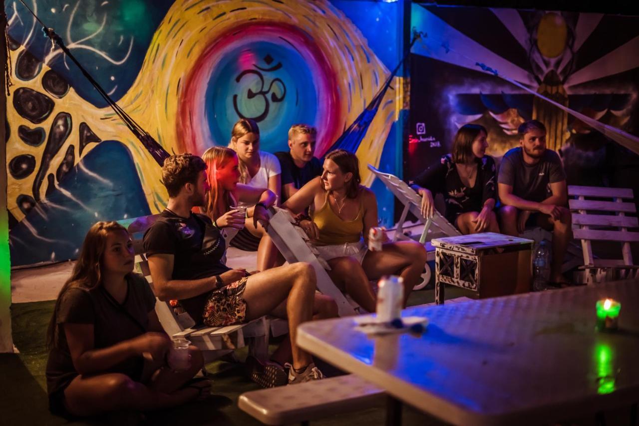 Day Tripper Hostel Tulum Bagian luar foto